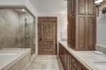 Bathroom - 4 Bedroom Residence - The Arrabelle at Vail Square